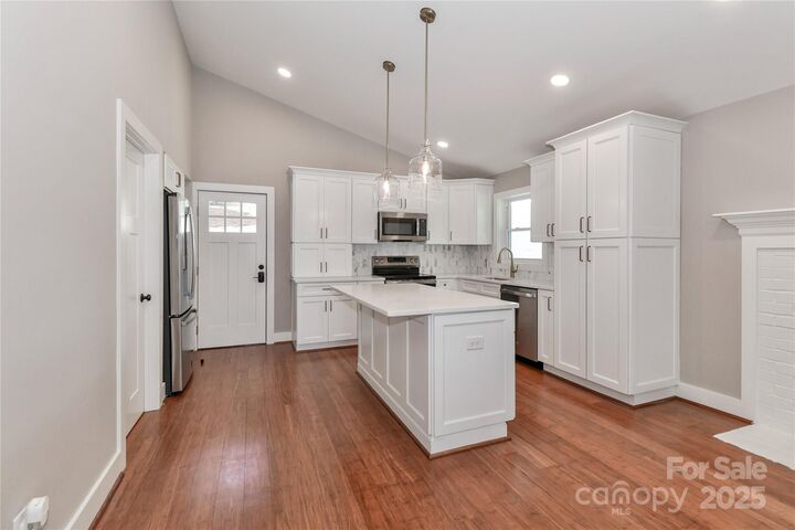 Property Photo: 3272 Bass Drive NC 28673