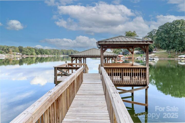 Property Photo: 3272 Bass Drive NC 28673