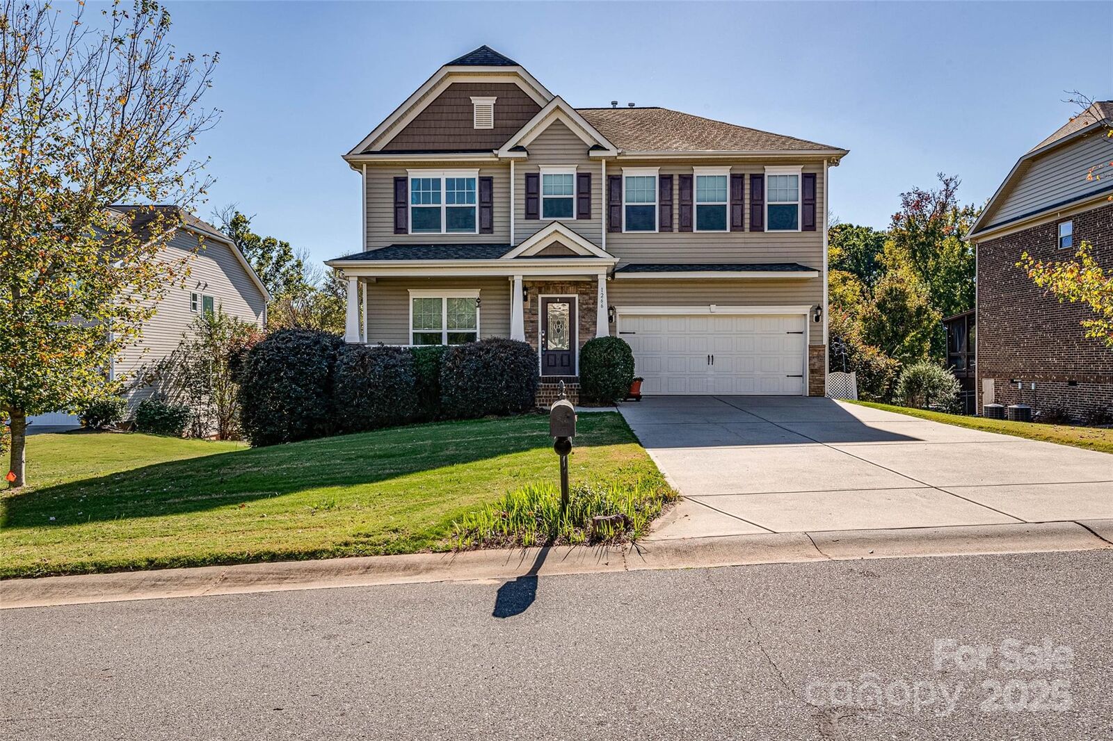 Property Photo: 1266 Lange Court SC 29715