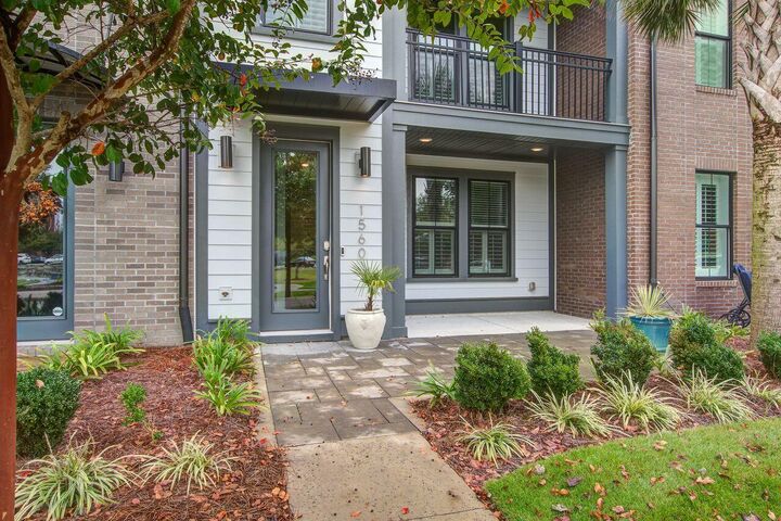 Property Photo:  1560 Hancock Street # 4 B-4  SC 29464 