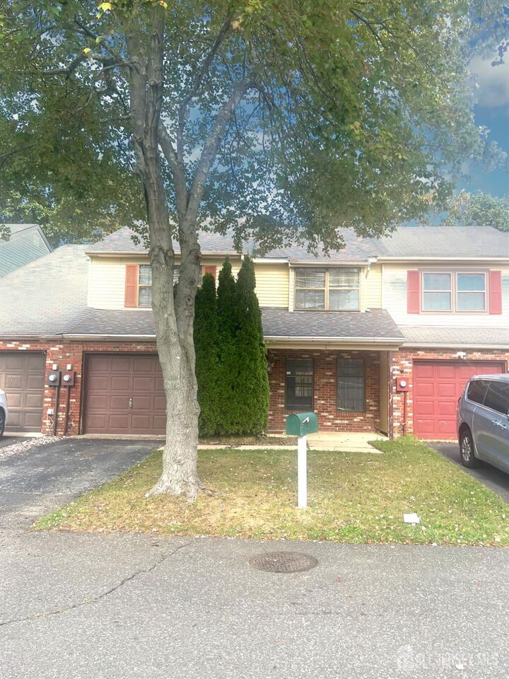 Property Photo:  18 Adams Court  NJ 08816 