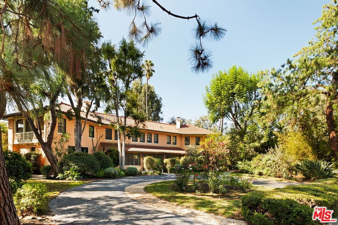 Property Photo:  1205 Arden Rd  CA 91106 