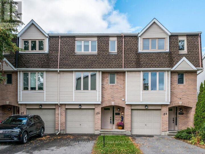 Property Photo:  86 Lightfoot Place  ON K2L 3L9 