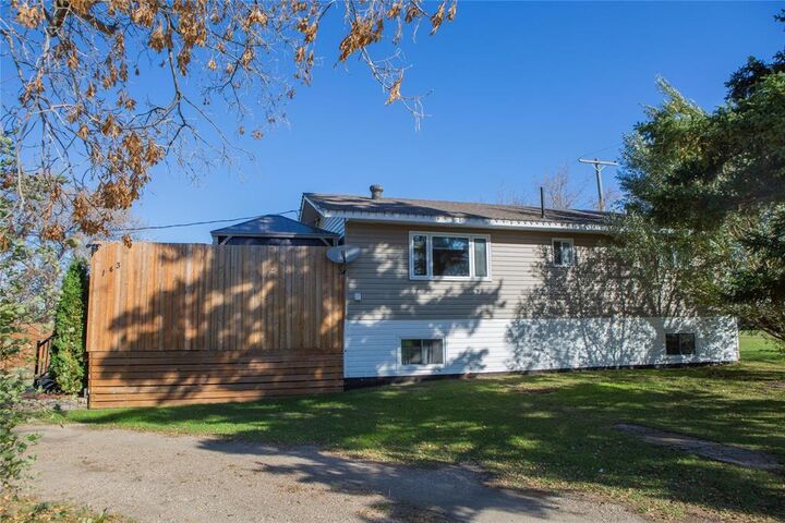 Photo de la propriété: 143 Peterborough Avenue MB R0K 0T0