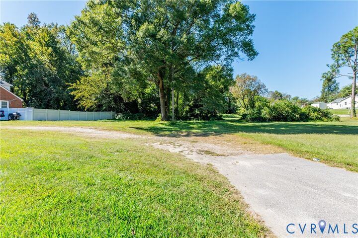 Property Photo:  1304 Arlington Road  VA 23860 