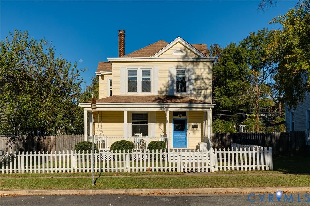 Property Photo: 3112 1st Avenue VA 23222