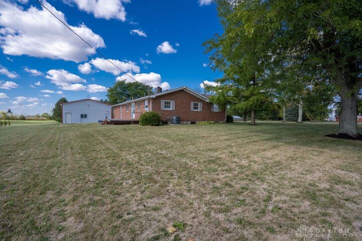 Property Photo: 7210 N Bollinger Road OH 45317