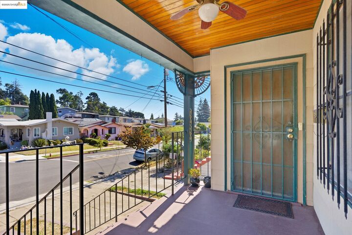 Property Photo: 2795 25th Avenue CA 94601