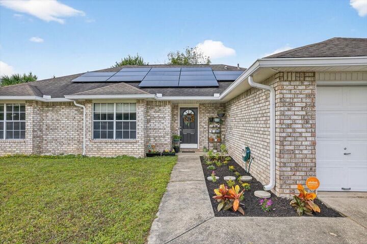 Property Photo:  608 Northview Drive  FL 32536 
