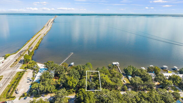 Property Photo: 81 Bay Magnolia Lane FL 32459