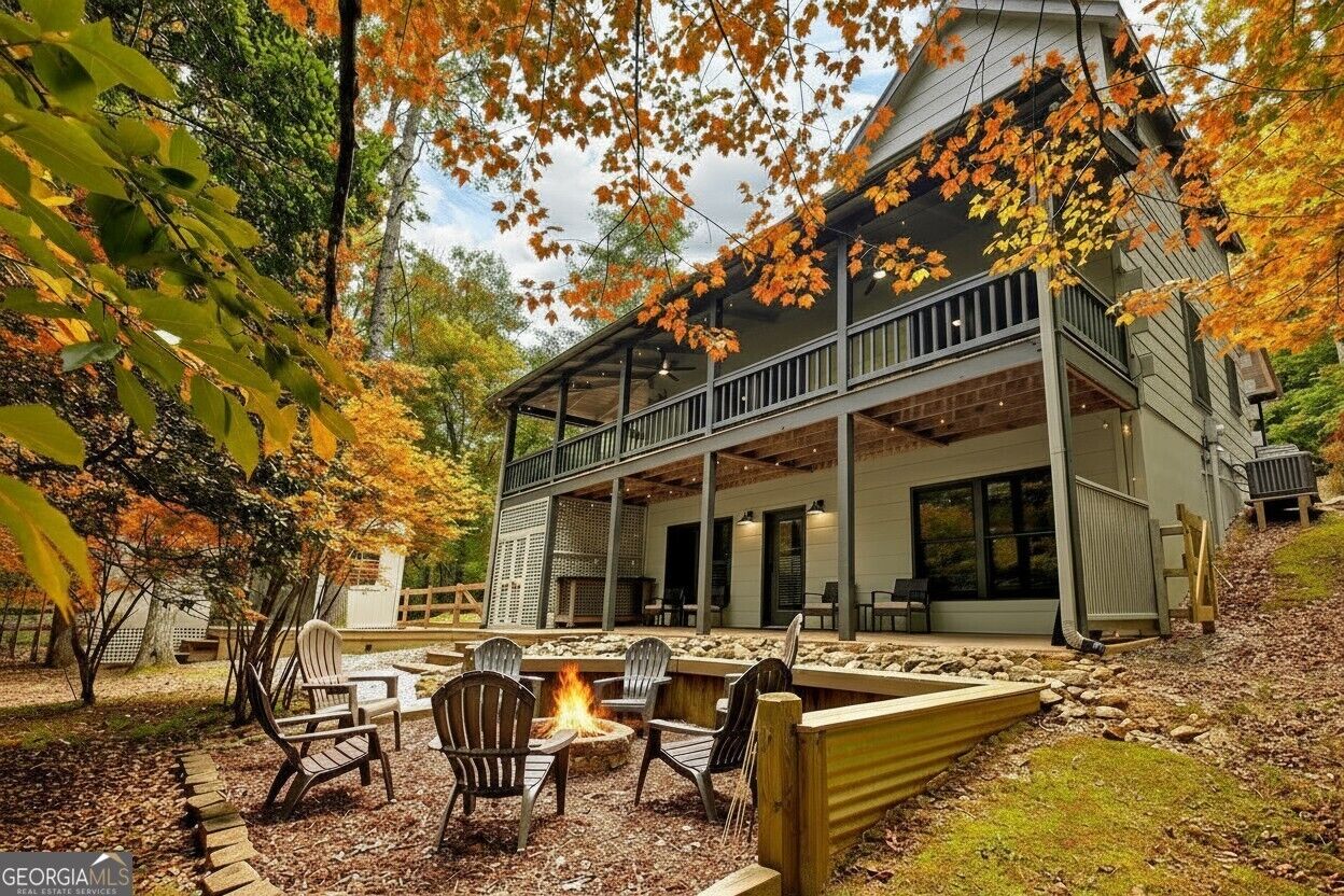 Property Photo:  100 Black Oaks Road  GA 30522