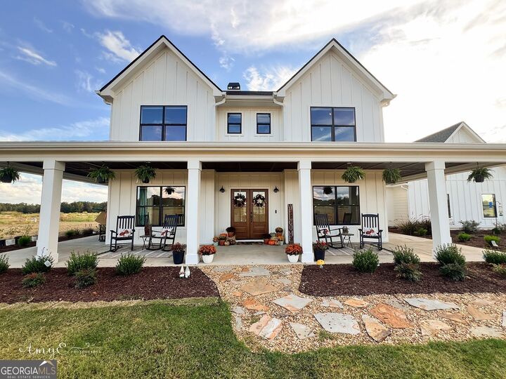 Property Photo:  1111 Rocky Creek Road  GA 30056 