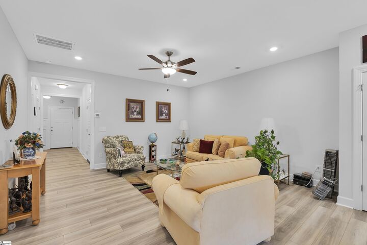 Property Photo: 109 Callen Drive SC 29607