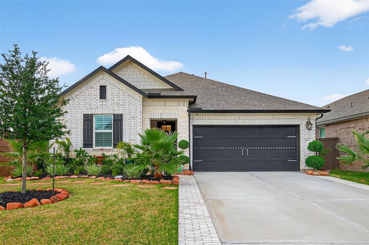 Property Photo: 31634 Rosebud Valley Lane TX 77447