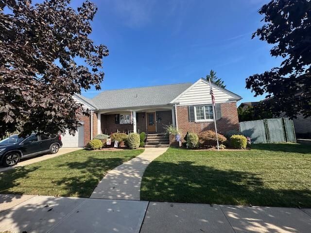Property Photo:  6 Walter Pl   07094