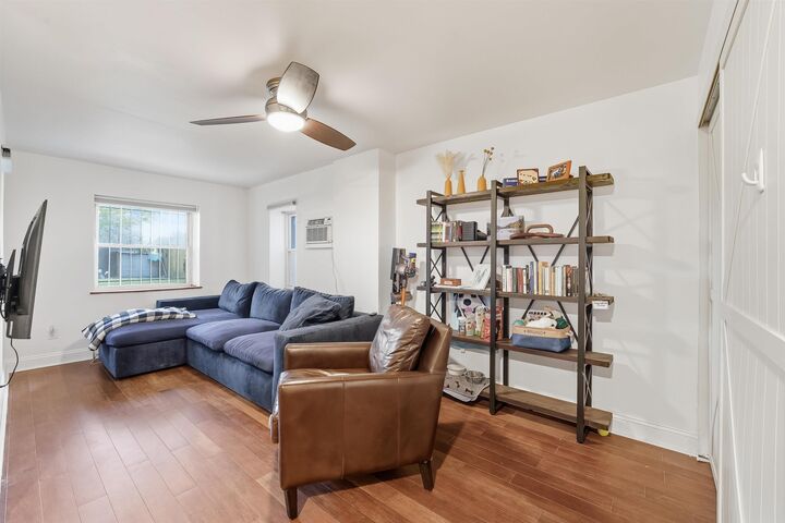 Property Photo: 79 Garden St 1 NJ 07030