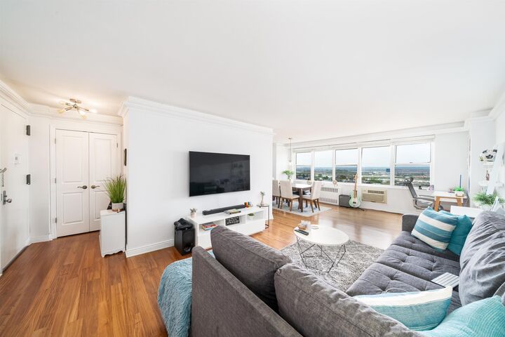 Property Photo:  500 Central Ave 1520  NJ 07087 