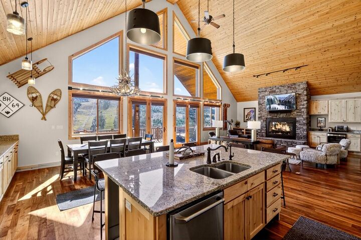 Property Photo:  265 W Eagle Roost St  UT 84719