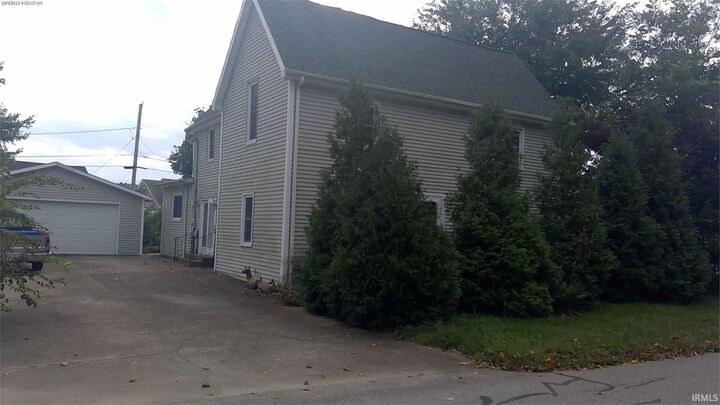 102 S West Street  Haubstadt IN 47639 photo