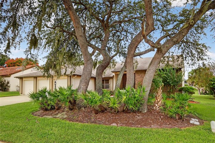 Property Photo: 7372 Sparkling Lake Road FL 32819