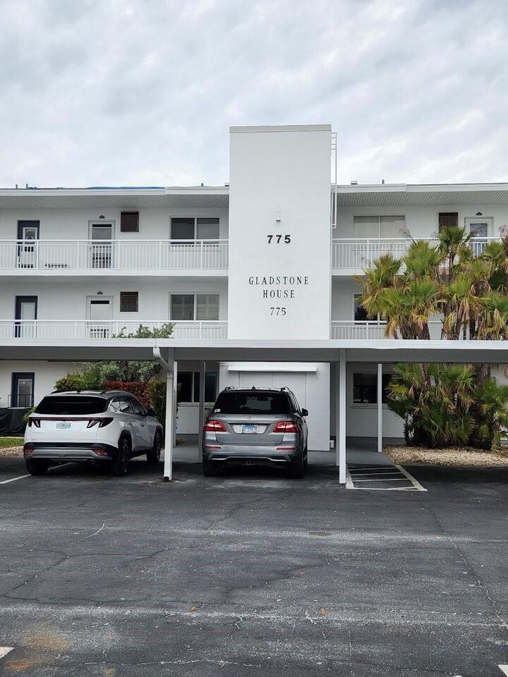 Property Photo: 775 John Ringling Boulevard # 33 FL 34236