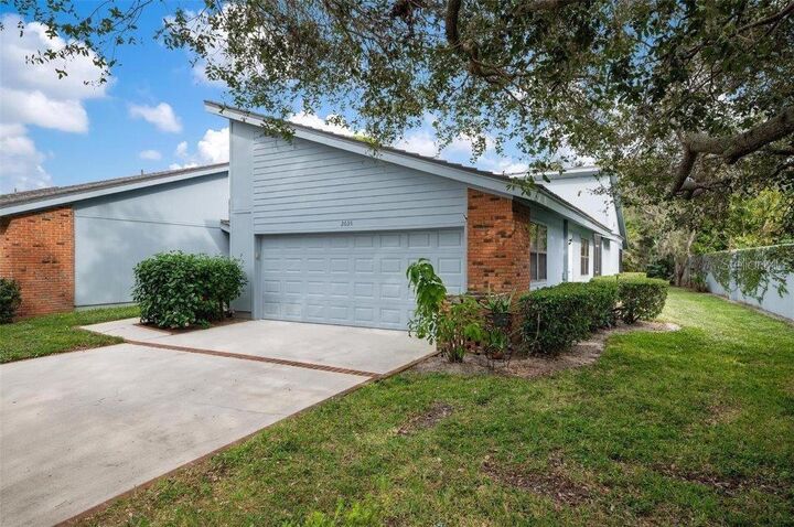 Property Photo: 2635 Moss Oak Drive 55 FL 34231