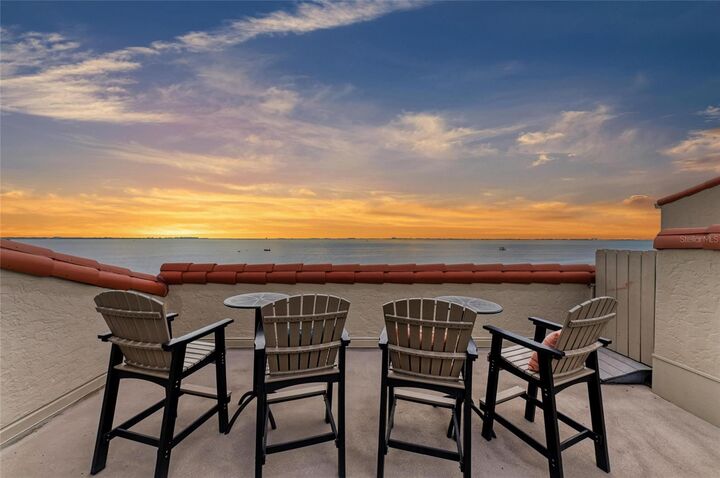 Property Photo: 4557 Bay Club Drive 4557 FL 34210