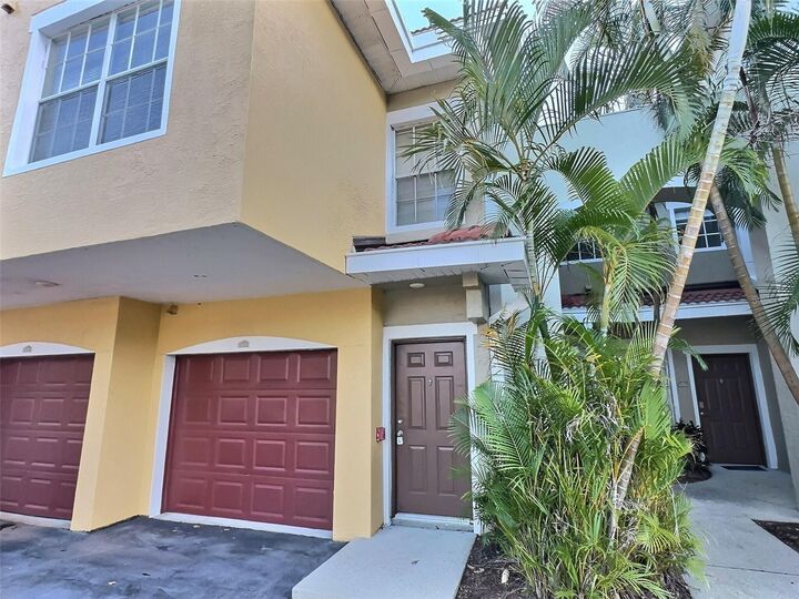 4751 Travini Circle 4-105  Sarasota FL 34235 photo