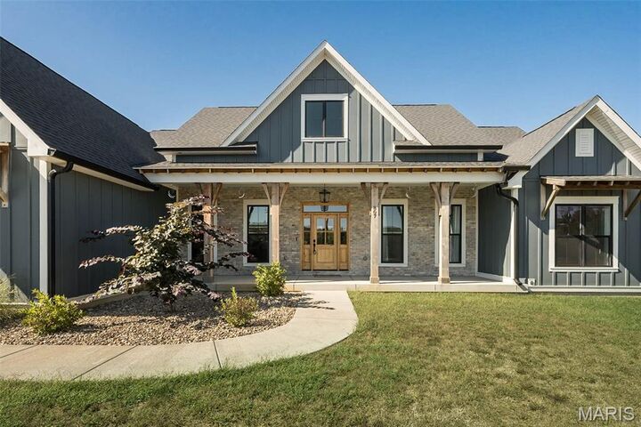 Property Photo:  807 Iron Horse Trail  MO 63055