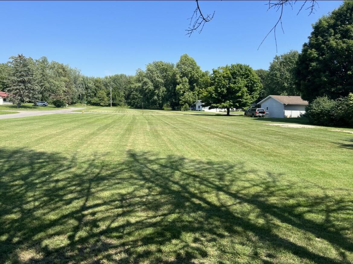 Property Photo:  2140 Joyce Street  MI 49022 