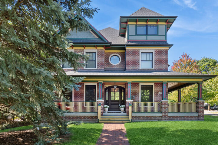 Property Photo:  203 S Columbia Street  IL 60540