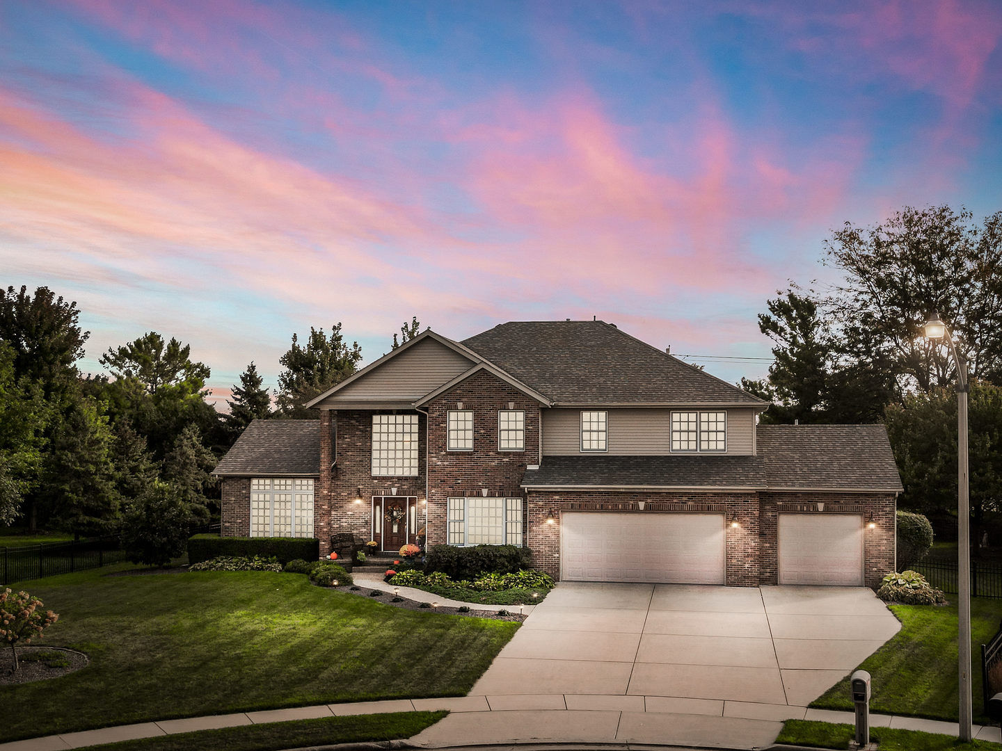 Property Photo:  3 Strawberry Road  IL 61704