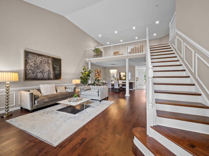 Property Photo: 25 Wellesley Circle IL 60062