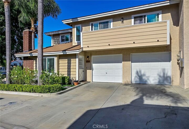Property Photo: 300 Cutter Way CA 92627