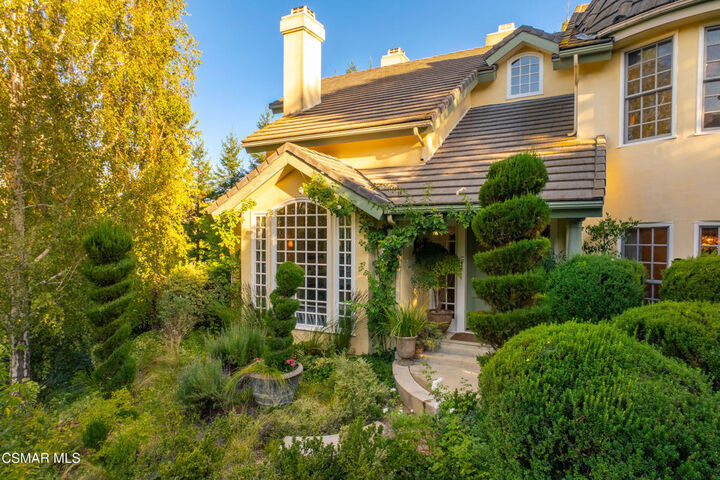 Property Photo:  29146 Wagon Road  CA 91301 