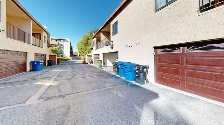 Property Photo: 15414 Gault CA 91406