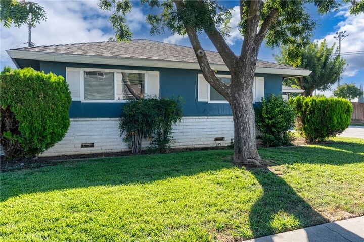 Property Photo:  2602 10th Avenue  CA 95340 