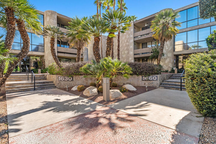 1630 S La Reina Way 3C  Palm Springs CA 92264 photo