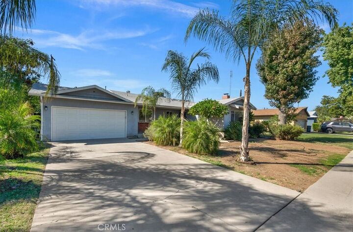Property Photo:  1920 S Baird  CA 93702 