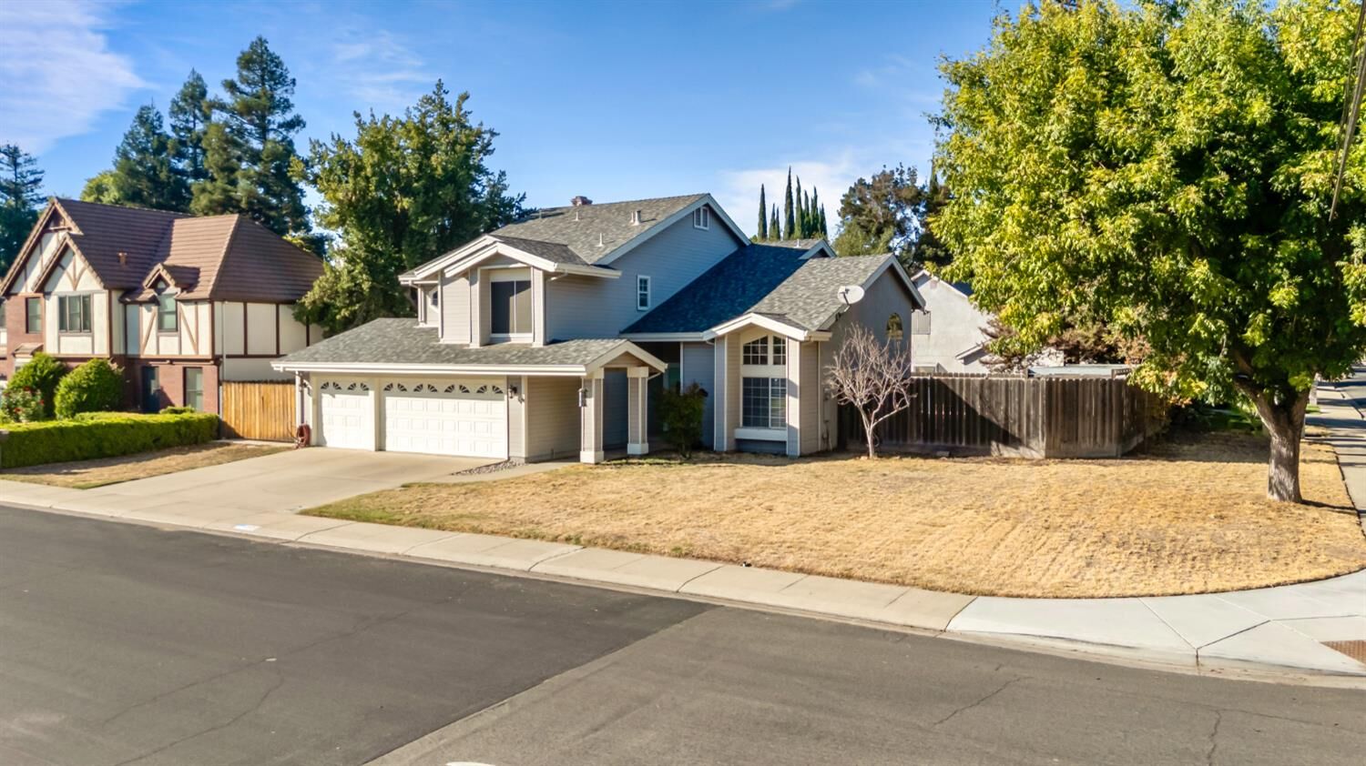 Property Photo:  2521 Revere Lane  CA 95355 