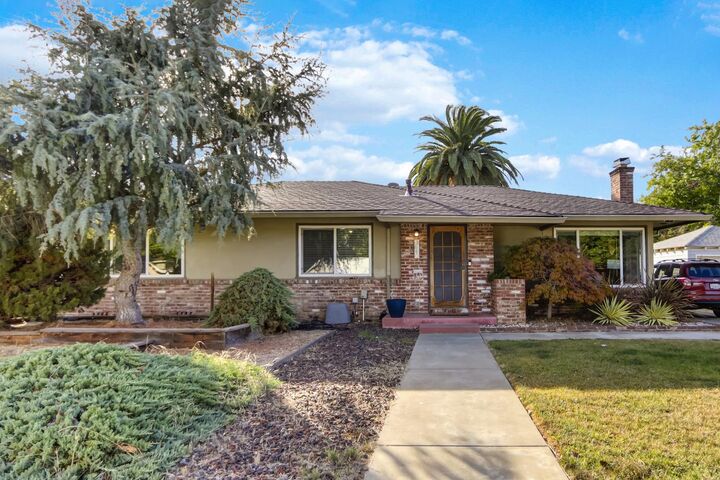 3640 62nd Street  Sacramento CA 95820 photo