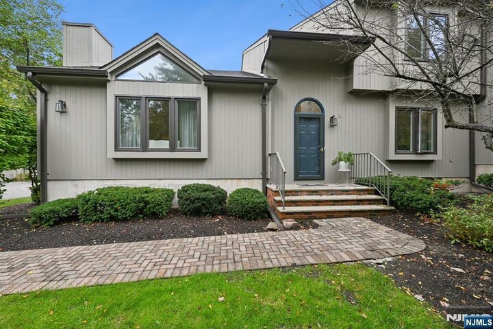 8 Sherwood Drive  Mountain Lakes Boro NJ 07046 photo