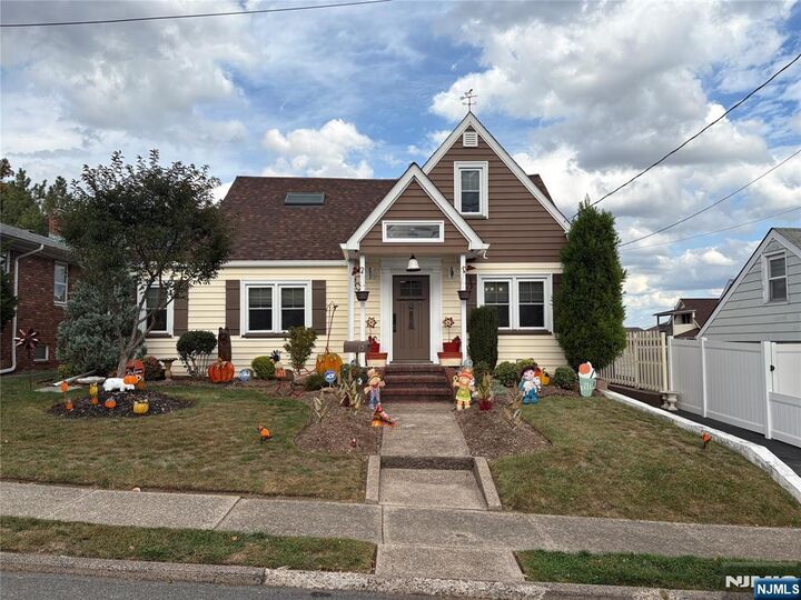12 Tracy Avenue  Totowa NJ 07512 photo