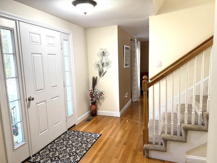 Property Photo: 9 Hibiscus Way NH 03062