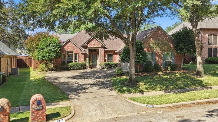 Photo de la propriété:  2713 Lakehollow Lane  TX 75028 
