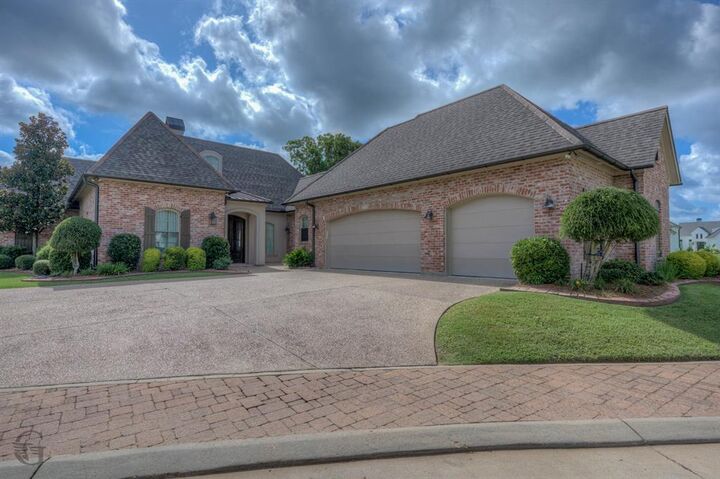 Property Photo: 354 Belle Winds Court LA 71106