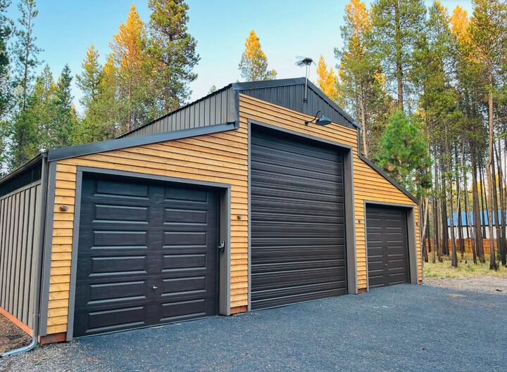 Property Photo: 17322 Kingsburg Road OR 97707