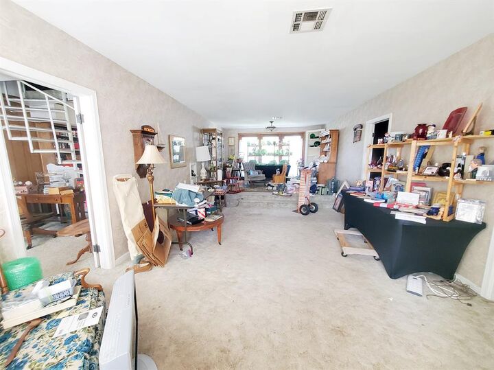Property Photo: 2202 W Maine Avenue OK 73703-5322