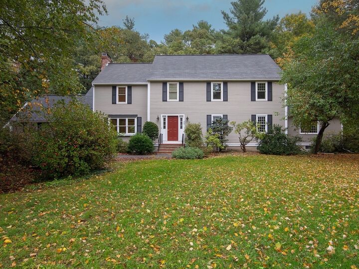 28 Stetson Dr  Marlborough MA 01752 photo