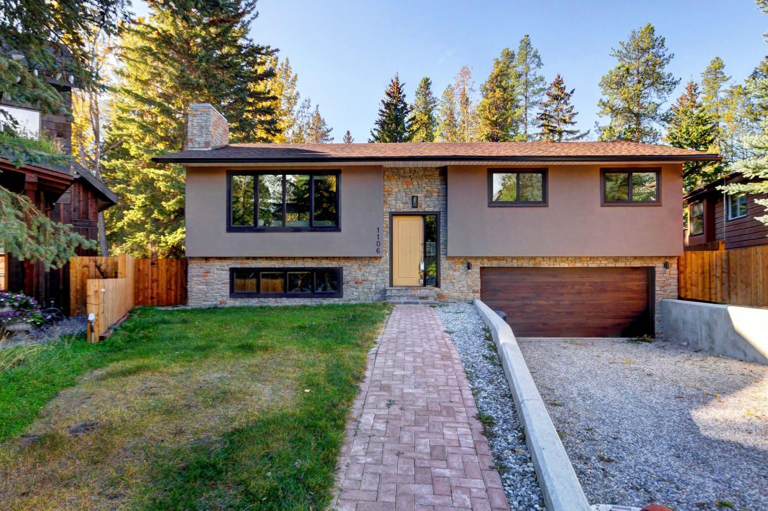 Photo de la propriété: 1106 Larch Place AB T1W 1S8